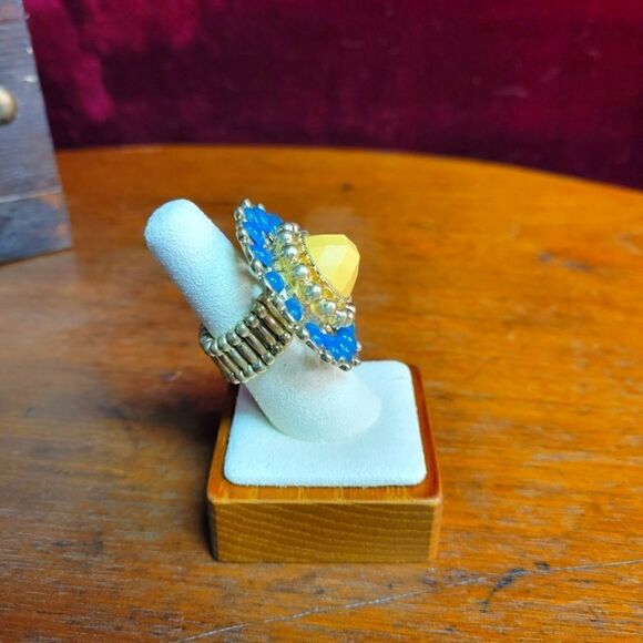 𝅺expandable, One Size fits most, Over Sized Blue and Tan Colored Ring - Picture 3 of 7